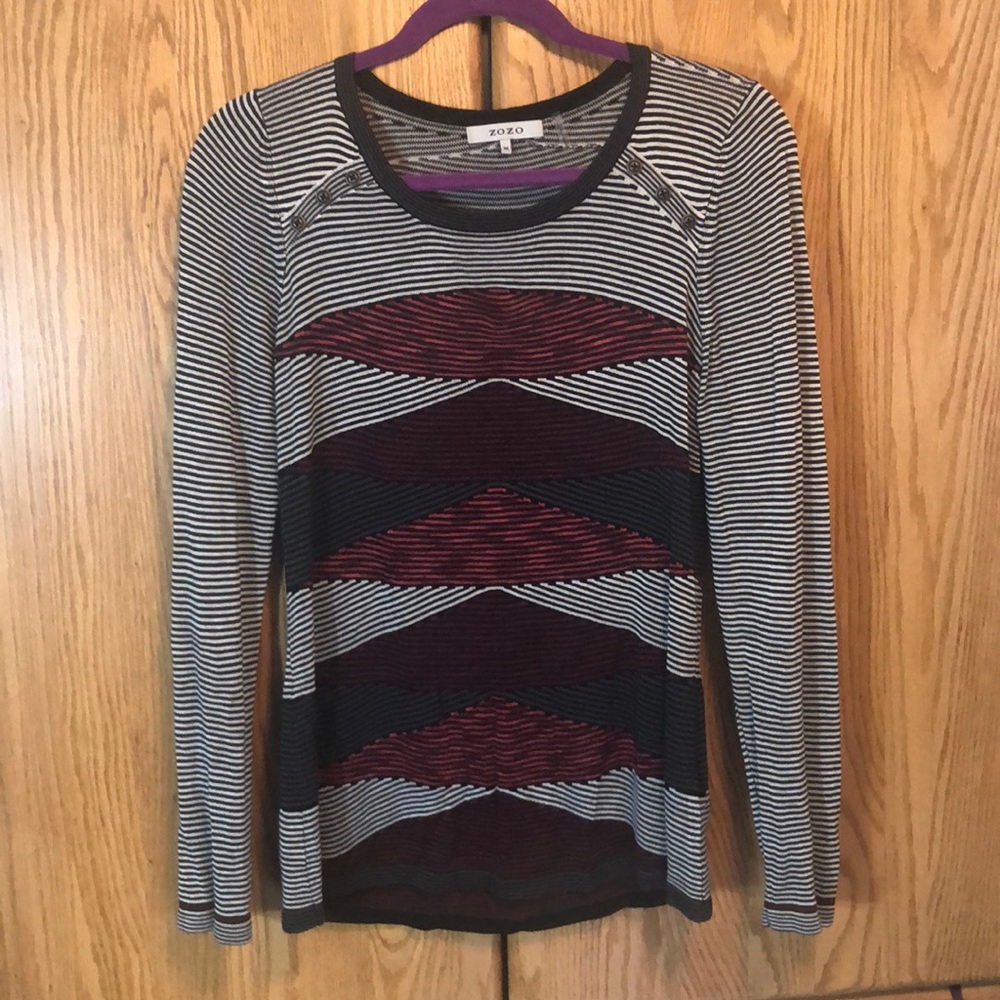 Zozo sweater gray and red stripes geometric